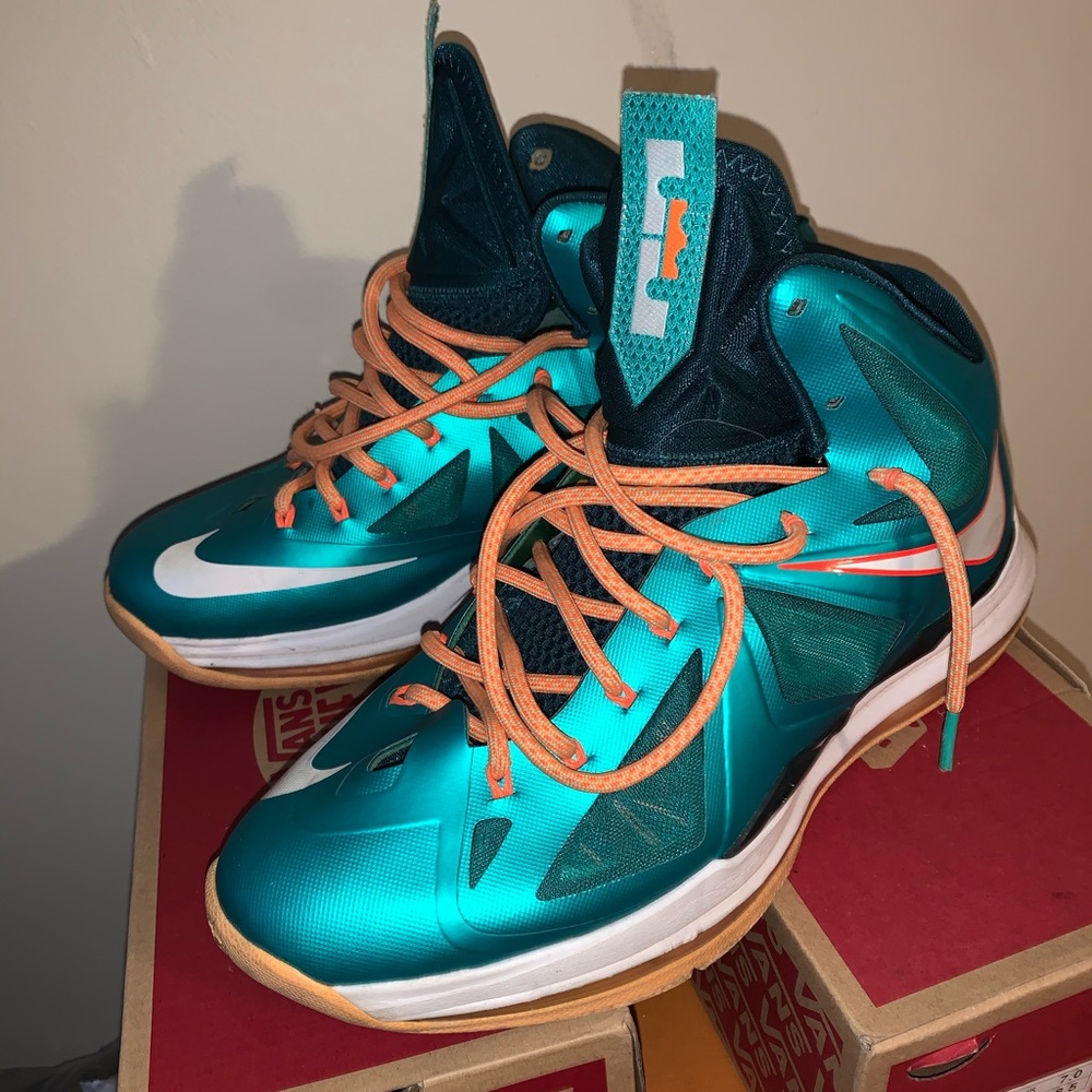 Nike lebron 10 dolphins editions